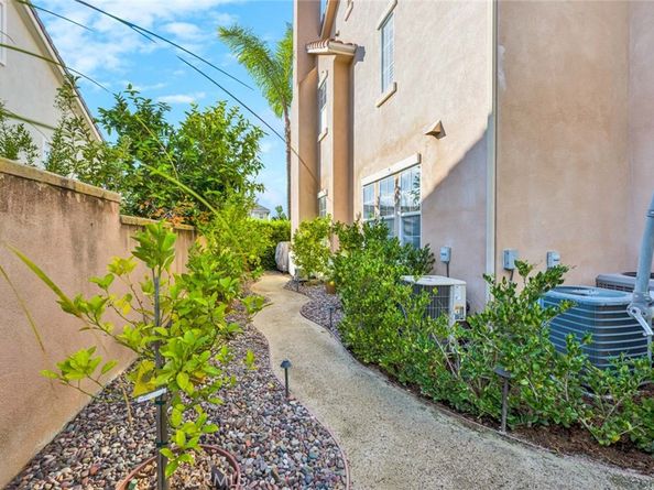 23242 Castle Rock, Mission Viejo CA 92692