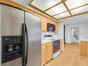 21436 Via Straits, Huntington Beach CA 92646