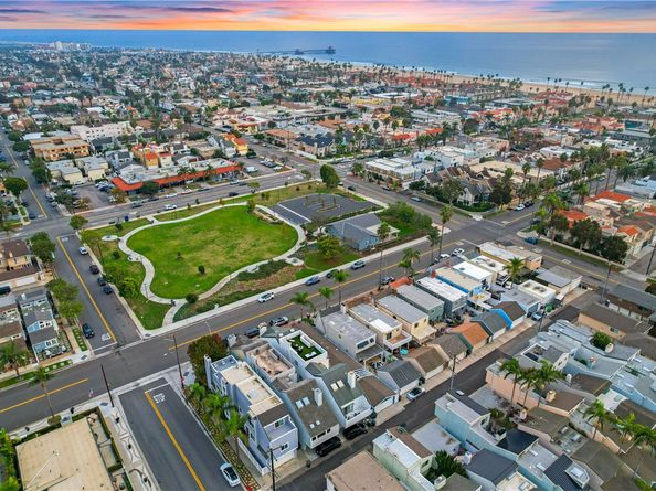 423 18th Street, Huntington Beach CA 92648