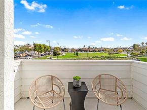 423 18th Street, Huntington Beach CA 92648