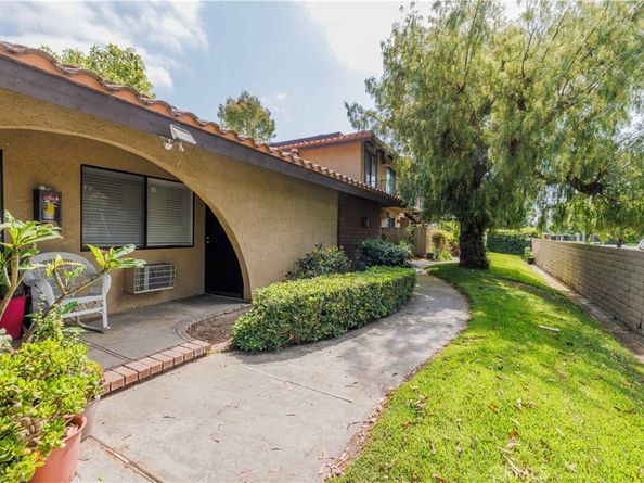 1806 N Fairview Street J, Santa Ana CA 92706