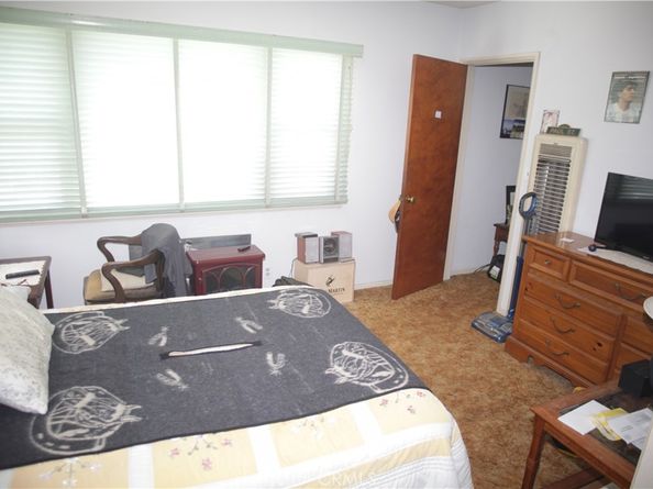 1211 Cole Avenue, Los Angeles CA 90038