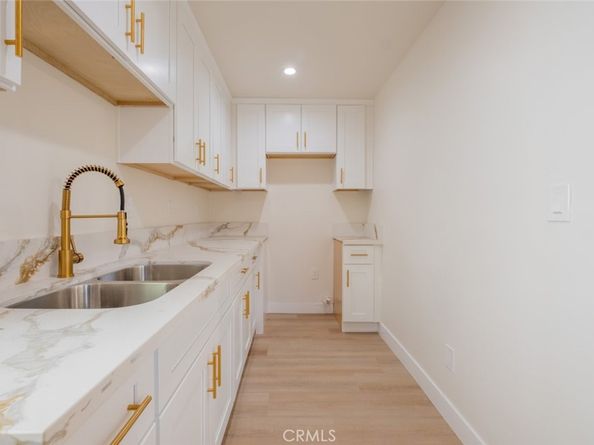 1832 N Alexandria Avenue, Los Angeles CA 90027