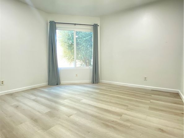 18645 Hatteras Street 278, Tarzana CA 91356