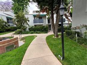 18645 Hatteras Street 278, Tarzana CA 91356