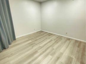 18645 Hatteras Street 278, Tarzana CA 91356