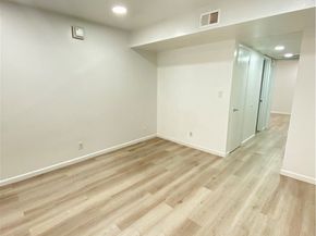 18645 Hatteras Street 278, Tarzana CA 91356