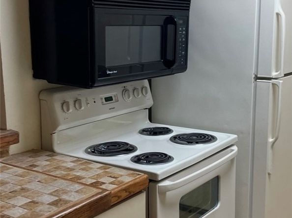 564 N Bellflower Boulevard 203, Long Beach CA 90814