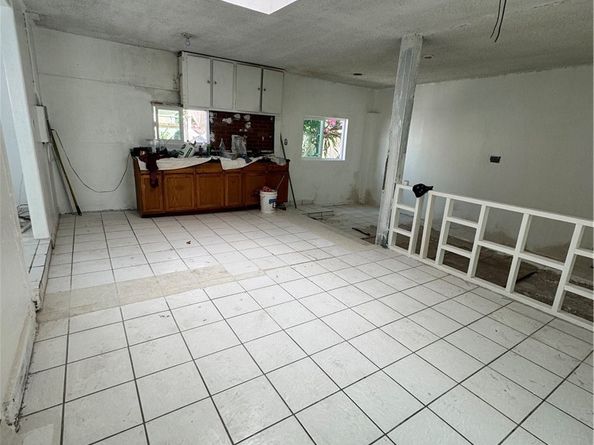 7809 Troost Avenue, North Hollywood CA 91605