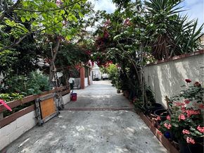 7809 Troost Avenue, North Hollywood CA 91605