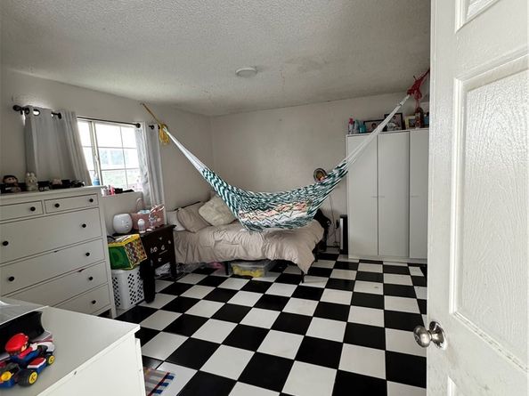 7809 Troost Avenue, North Hollywood CA 91605