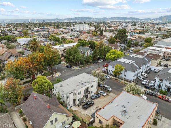 1500 S Hobart Boulevard, Los Angeles CA 90006