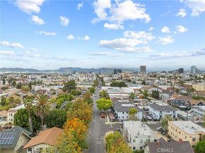 1500 S Hobart Boulevard, Los Angeles CA 90006