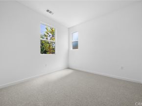 9423 N Sepulveda Blvd 1, North Hills CA 91343