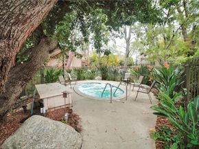 7050 Shoup Avenue 208, Canoga Park CA 91303