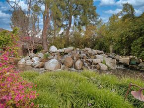 7050 Shoup Avenue 208, Canoga Park CA 91303