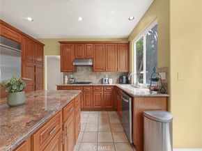 5129 S Chariton Avenue, Ladera Heights CA 90056