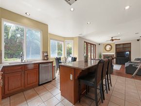 5129 S Chariton Avenue, Ladera Heights CA 90056