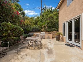 5129 S Chariton Avenue, Ladera Heights CA 90056