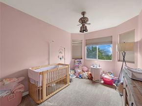 5129 S Chariton Avenue, Ladera Heights CA 90056