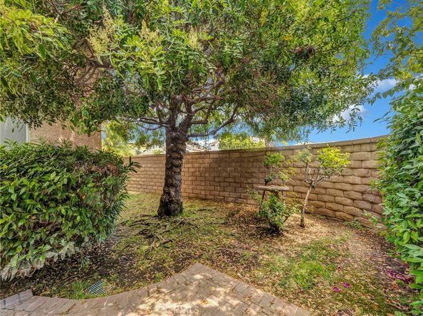 5129 S Chariton Avenue, Ladera Heights CA 90056