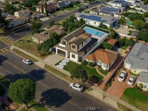 706 S Kenneth Road, Burbank CA 91501