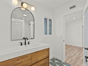 4801 Almidor Avenue, Woodland Hills CA 91364
