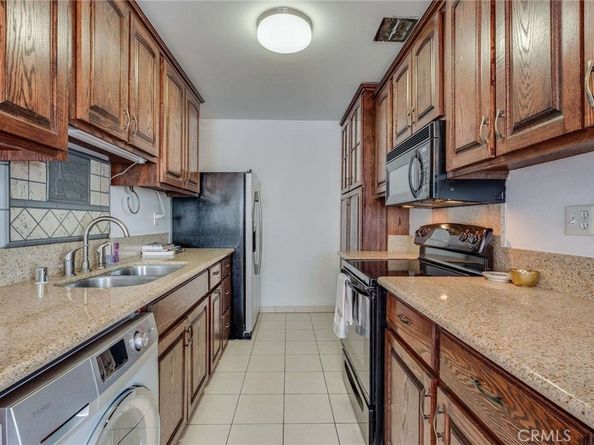 5400 Newcastle Avenue 56, Encino CA 91316