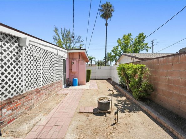 14615 San Fernando Mission Boulevard, San Fernando CA 91340