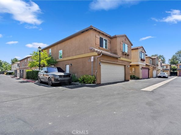 9427 Lemona Avenue 23, North Hills CA 91343