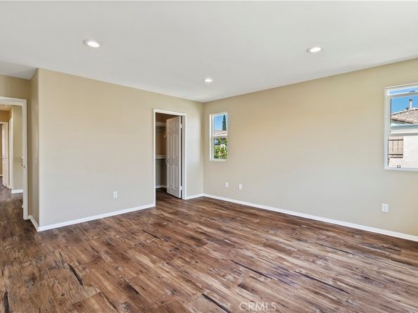 9427 Lemona Avenue 23, North Hills CA 91343
