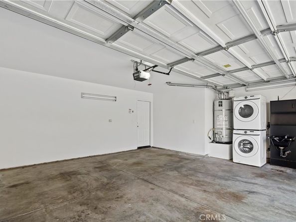9427 Lemona Avenue 23, North Hills CA 91343