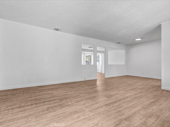 8101 Bianca Avenue, Northridge CA 91325