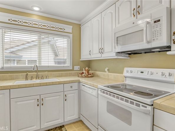 22641 Nadine Circle 206, Torrance CA 90505