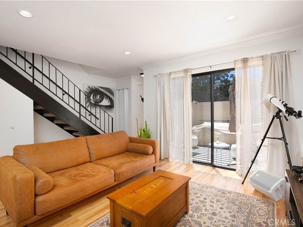 28729 Conejo View Drive, Agoura Hills CA 91301
