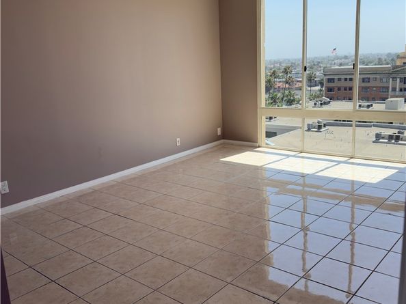 850 E Ocean Boulevard 1004, Long Beach CA 90802
