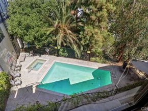 1832 Oak Tree Drive 13, Los Angeles CA 90041