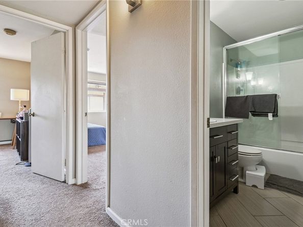 1832 Oak Tree Drive 13, Los Angeles CA 90041