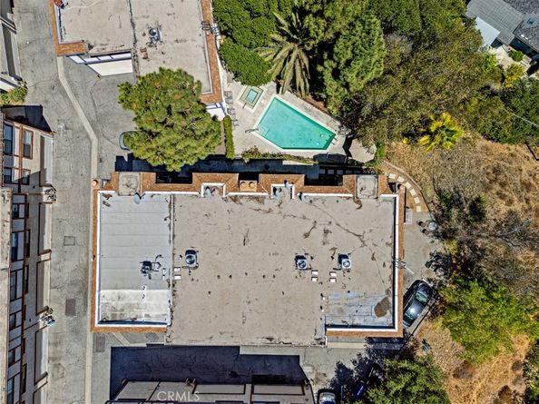 1832 Oak Tree Drive 13, Los Angeles CA 90041