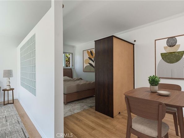 11138 Aqua Vista Street 49, Studio City CA 91602