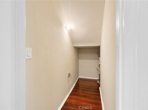 18411 Strathern Street 1, Reseda CA 91335