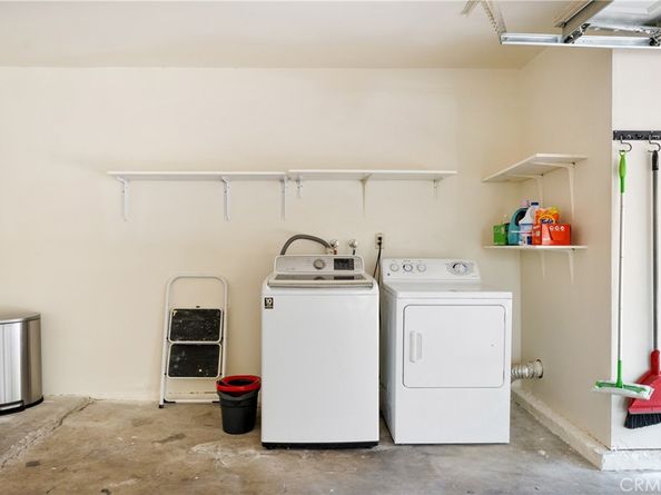 18411 Strathern Street 1, Reseda CA 91335