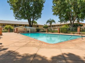 18411 Strathern Street 1, Reseda CA 91335