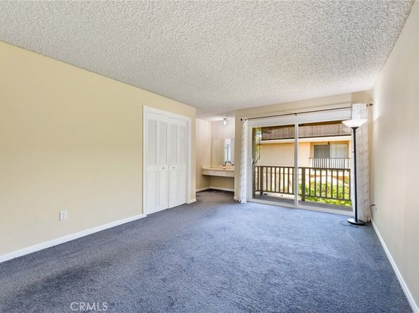 18411 Strathern Street 1, Reseda CA 91335