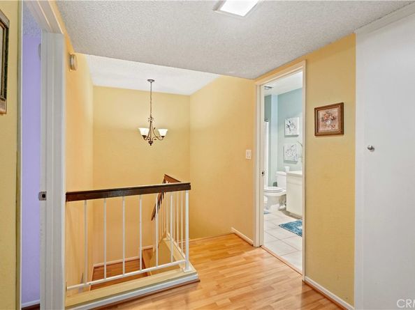 18526 Mayall Street L, Northridge CA 91324