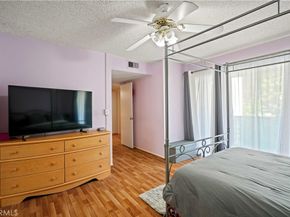 18526 Mayall Street L, Northridge CA 91324