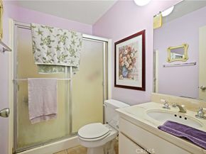 18526 Mayall Street L, Northridge CA 91324