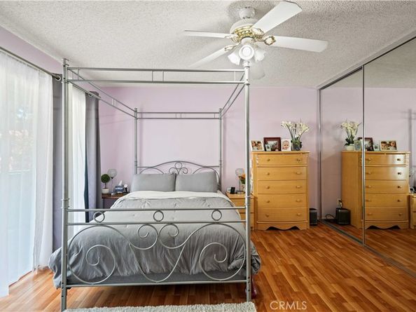 18526 Mayall Street L, Northridge CA 91324