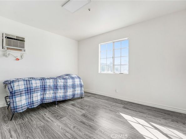 14300 Terra Bella 20, Panorama City CA 91402