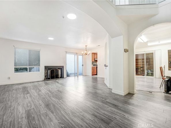 14300 Terra Bella 20, Panorama City CA 91402